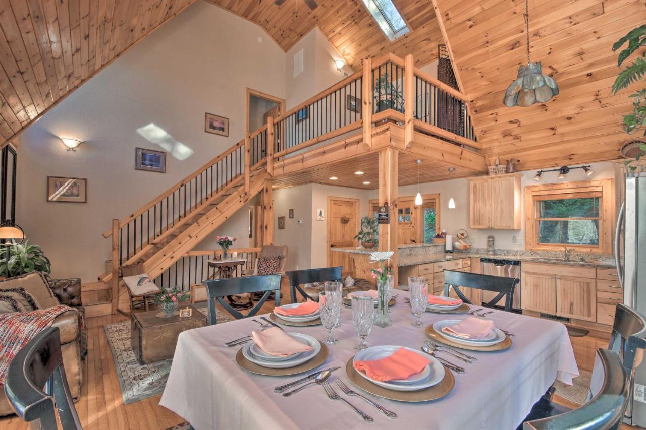 Spacious Lake Santeetlah Cottage With Lake Views! Extérieur photo