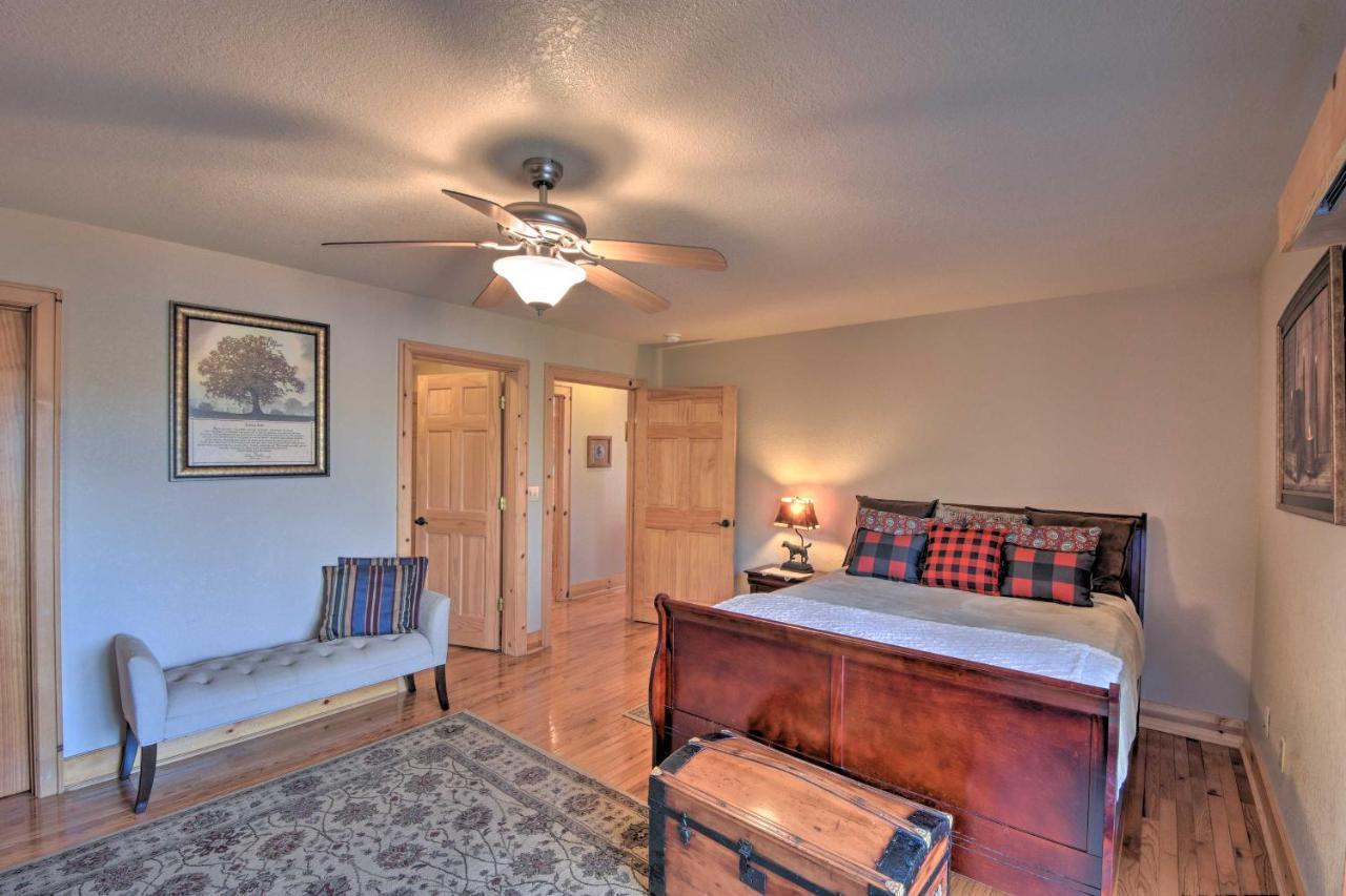 Spacious Lake Santeetlah Cottage With Lake Views! Extérieur photo